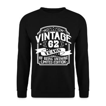 Birthday Vintage 62 Years Limited Edition - Unisex Sweatshirt - black - Front - Alina (178cm) & Michal (187cm)