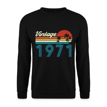 Vintage 1971 Vintage Birthday Retro Vintage - Unisex Sweatshirt - black - Front - Alina (178cm) & Michal (187cm)