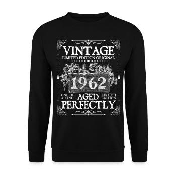 1962| Vintage Perfectly seit 1962 Geburtstag - Unisex Pullover - Schwarz - Vorne - Alina (178cm) & Michal (187cm)
