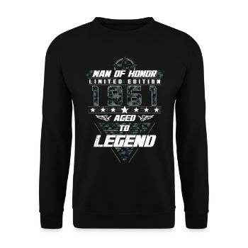 Man of Honor Year of Birth 1961 Camouflage Gift - Unisex Sweatshirt - black - Front - Alina (178cm) & Michal (187cm)