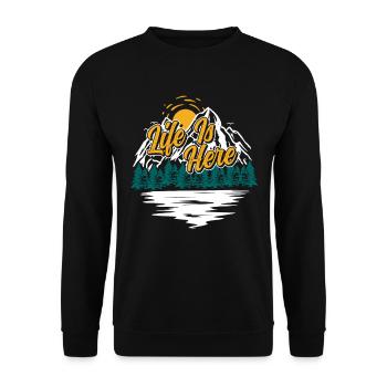 Das Leben ist hier Naturliebhaber Wandern Camping - Unisex Pullover - Schwarz - Vorne - Alina (178cm) & Michal (187cm)