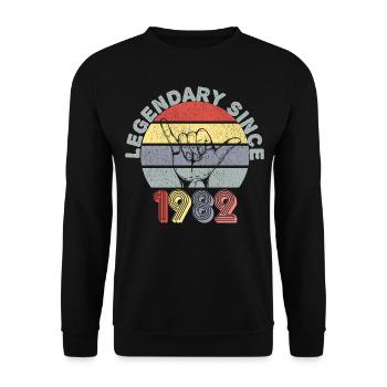 1982 | Vintage Legendär seit 1982 Jubiläum - Unisex Pullover - Schwarz - Vorne - Alina (178cm) & Michal (187cm)