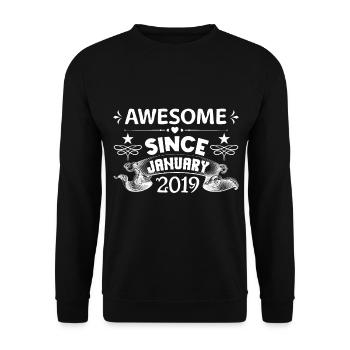 Januar 2019 | Super seit Januar 2019 - Unisex Pullover - Schwarz - Vorne - Alina (178cm) & Michal (187cm)