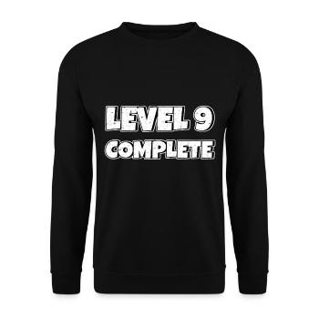 Niveau 9 Cadeau d’anniversaire complet 9 ans - Sweat-shirt Unisexe - noir - Devant - Alina (178cm) & Michal (187cm)