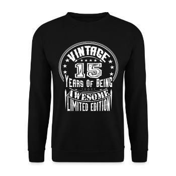 Vintage 15 Years Of Being Awesome Limited Edition - Unisex Pullover - Schwarz - Vorne - Alina (178cm) & Michal (187cm)