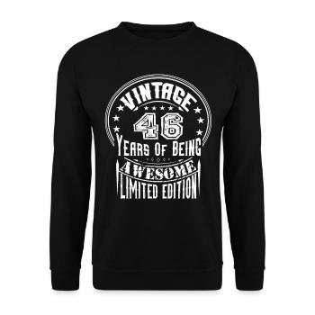 Vintage 46 Years Of Being Awesome Limited Edition - Unisex Sweatshirt - black - Front - Alina (178cm) & Michal (187cm)