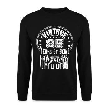 Vintage 85 Years Of Being Awesome Limited Edition - Unisex Sweatshirt - black - Front - Alina (178cm) & Michal (187cm)