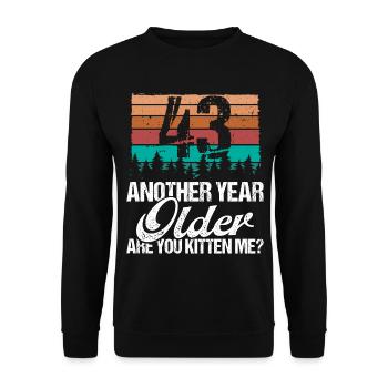 43 Year Old Funny Cat Lover Humor Kitten Me Idea - Unisex Pullover - Schwarz - Vorne - Alina (178cm) & Michal (187cm)
