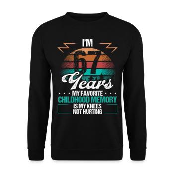 67 Year Old Knee Injury Humor Funny Birthday Idea - Unisex Pullover - Schwarz - Vorne - Alina (178cm) & Michal (187cm)