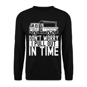 Abschleppwagen Abschleppdienst - Unisex Pullover - Schwarz - Vorne - Alina (178cm) & Michal (187cm)