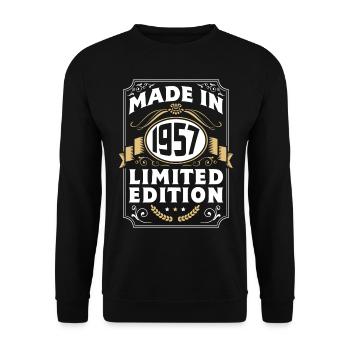 1957 Geburtstag Geschenk Birthday Jahrgang - Unisex Pullover - Schwarz - Vorne - Alina (178cm) & Michal (187cm)