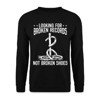 Horseshoe Pitching Game Broken Records Tosser - Unisex Pullover - Schwarz - Vorne - Alina (178cm) & Michal (187cm)