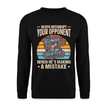 Never Interrupt Your Opponent lustiges Schach - Unisex Pullover - Schwarz - Vorne - Alina (178cm) & Michal (187cm)