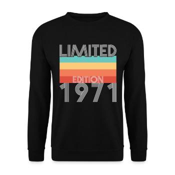 Limited Edition Retro 1971 - Unisex Sweatshirt - black - Front - Alina (178cm) & Michal (187cm)