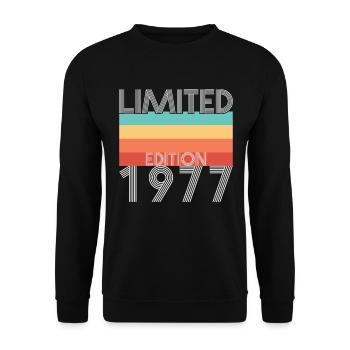 Limited Edition Retro 1977 - Unisex Pullover - Schwarz - Vorne - Alina (178cm) & Michal (187cm)