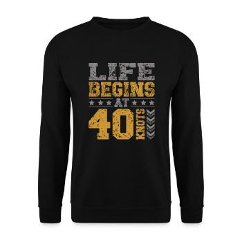 Life starts at 40 knots Kitesurfing - Unisex Sweatshirt - black - Front - Alina (178cm) & Michal (187cm)