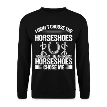 Horseshoe Pitching Throwing Game Tosser - Unisex Pullover - Schwarz - Vorne - Alina (178cm) & Michal (187cm)
