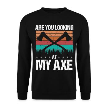 Axe Throwing Are you looking at my Axe Thrower - Unisex Pullover - Schwarz - Vorne - Alina (178cm) & Michal (187cm)