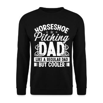 Horseshoe Pitching Game Dad Fathers Day Match - Unisex Pullover - Schwarz - Vorne - Alina (178cm) & Michal (187cm)