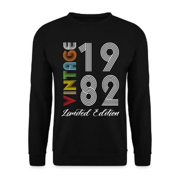 Vintage 1982 Vintage Geburtstag Retro Vintage - Unisex Pullover - Schwarz - Vorne - Alina (178cm) & Michal (187cm)