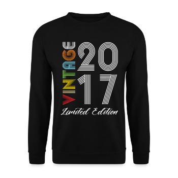 Vintage 2017 Vintage Birthday Retro Vintage - Unisex Sweatshirt - black - Front - Alina (178cm) & Michal (187cm)