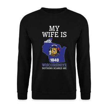 Nichts macht mir Angst Wisconsinite Wife Wisconsin - Unisex Pullover - Schwarz - Vorne - Alina (178cm) & Michal (187cm)