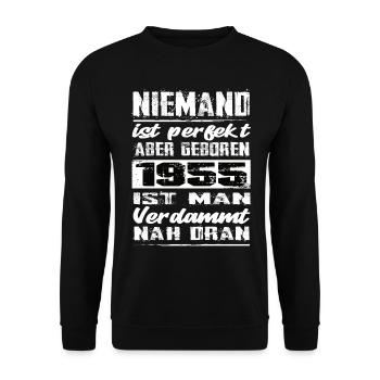 Niemand Is Perfekt Aber geboren 1955 Geburtstag - Unisex Pullover - Schwarz - Vorne - Alina (178cm) & Michal (187cm)