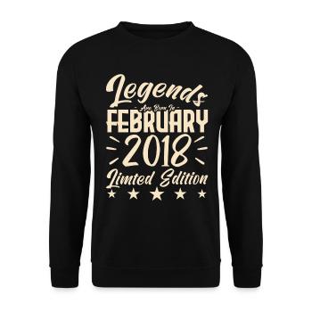 Naissance En Février 2018. Cadeau d'anniversaire. - Sweat-shirt Unisexe - noir - Devant - Alina (178cm) & Michal (187cm)