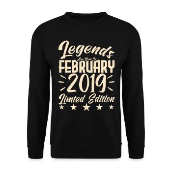 Naissance En Février 2019. Cadeau d'anniversaire. - Sweat-shirt Unisexe - noir - Devant - Alina (178cm) & Michal (187cm)