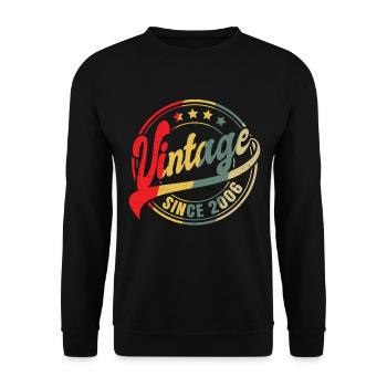 Vintage since 2006 Geschenk Zum 17. Geburtstag - Unisex Pullover - Schwarz - Vorne - Alina (178cm) & Michal (187cm)