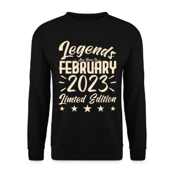 Naissance En Février 2023. Cadeau d'anniversaire. - Sweat-shirt Unisexe - noir - Devant - Alina (178cm) & Michal (187cm)