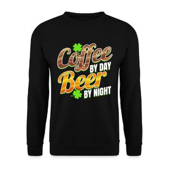 Shamrocks Coffee By Day And Beer By Night On St - Unisex Pullover - Schwarz - Vorne - Alina (178cm) & Michal (187cm)