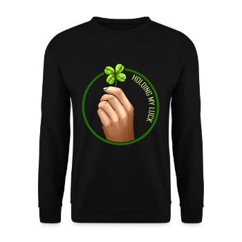 Holding My Luck Four Leaf Clover On St Patricks - Unisex Pullover - Schwarz - Vorne - Alina (178cm) & Michal (187cm)