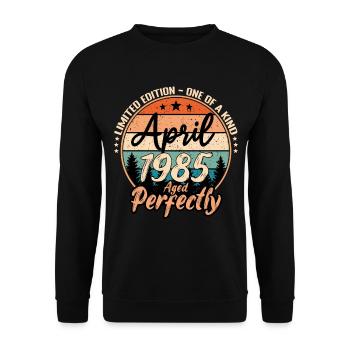 April 1985 anniversary 1985 legends April - Unisex Sweatshirt - black - Front - Alina (178cm) & Michal (187cm)