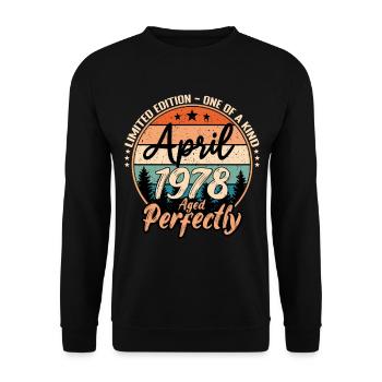 April 1978 Jubiläum 1978 Legenden April - Unisex Pullover - Schwarz - Vorne - Alina (178cm) & Michal (187cm)