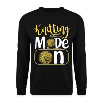 Knitting Knitter Knitting Mode On - Unisex Pullover - Schwarz - Vorne - Alina (178cm) & Michal (187cm)