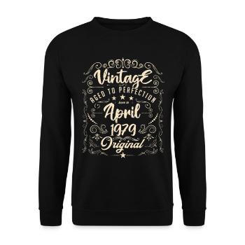 Jahrgang geboren im April 1979. Geburtstag April. - Unisex Pullover - Schwarz - Vorne - Alina (178cm) & Michal (187cm)