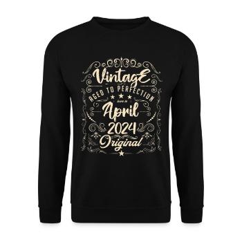 Vintage born in April 2024. birthday April 20 - Unisex Sweatshirt - black - Front - Alina (178cm) & Michal (187cm)