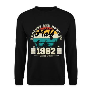 May 1982 Birthday gift May 1982. May 1982. - Unisex Sweatshirt - black - Front - Alina (178cm) & Michal (187cm)