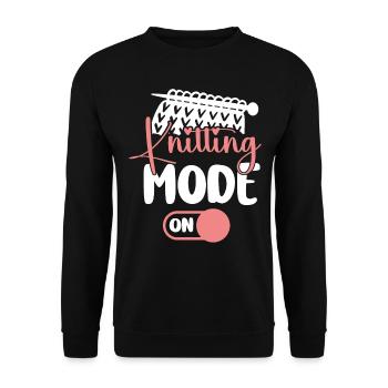Knitting Knitter Knitting Mode On - Unisex Pullover - Schwarz - Vorne - Alina (178cm) & Michal (187cm)
