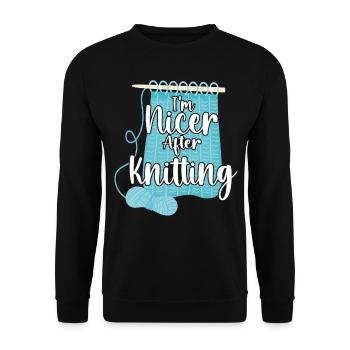Knitting Knitter I'm Nicer After - Unisex Pullover - Schwarz - Vorne - Alina (178cm) & Michal (187cm)