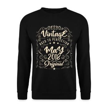 Vintage born in May 2018. Birthday May 2018. - Unisex Sweatshirt - black - Front - Alina (178cm) & Michal (187cm)