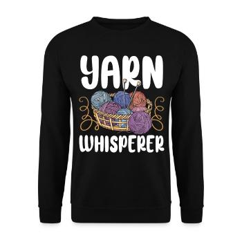 Knitting Knitter Yarn Whisperer - Unisex Pullover - Schwarz - Vorne - Alina (178cm) & Michal (187cm)