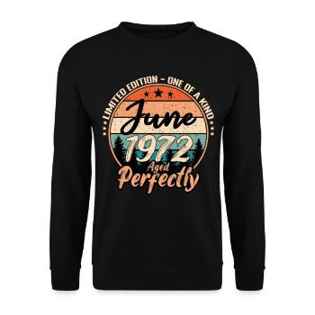 June 1972 anniversary 1972 legends June - Unisex Sweatshirt - black - Front - Alina (178cm) & Michal (187cm)