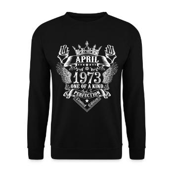 Avril 1973 anniversaire Avril 1973 Avril - Sweat-shirt Unisexe - noir - Devant - Alina (178cm) & Michal (187cm)