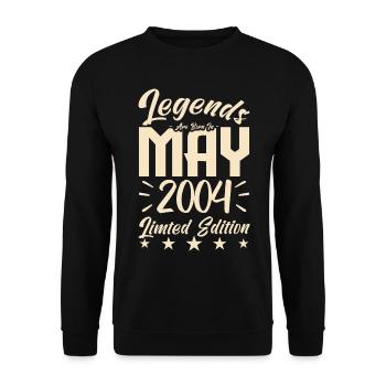 Geboren Mai 2004 Geburtstagsgeschenk 2004. - Unisex Pullover - Schwarz - Vorne - Alina (178cm) & Michal (187cm)