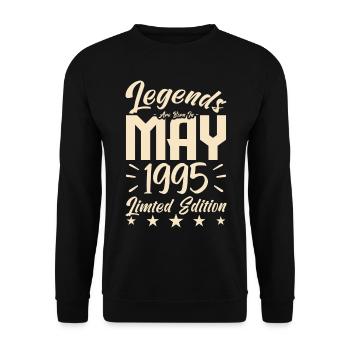 Geboren Mai 1995 Geburtstagsgeschenk 1995. - Unisex Pullover - Schwarz - Vorne - Alina (178cm) & Michal (187cm)