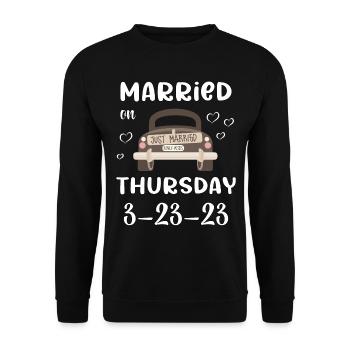Wedding Love 3/23/23 Thursday married on - Unisex Sweatshirt - black - Front - Alina (178cm) & Michal (187cm)