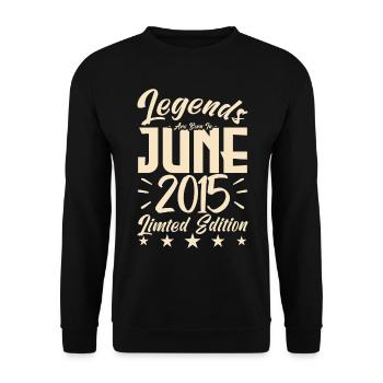Geboren Juni 2015 Geburtstagsgeschenk 2015. - Unisex Pullover - Schwarz - Vorne - Alina (178cm) & Michal (187cm)