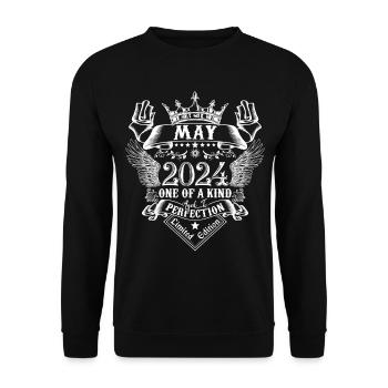Mai 2024 anniversaire Mai 2024 Mai - Sweat-shirt Unisexe - noir - Devant - Alina (178cm) & Michal (187cm)